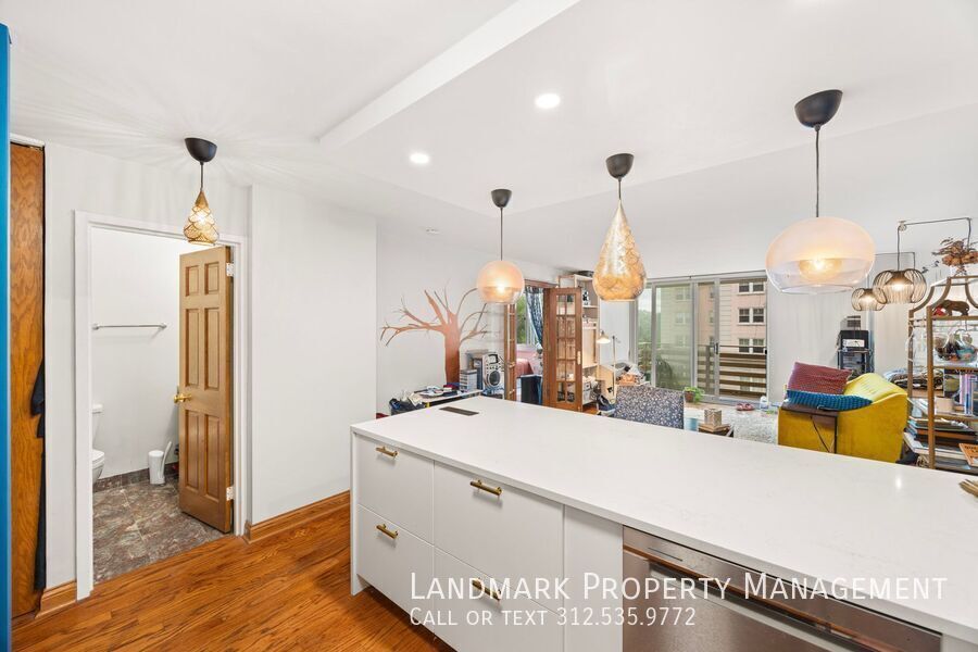5601 N Sheridan Rd Unit 5B property image