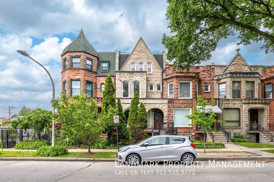 4758 S Champlain Ave property image