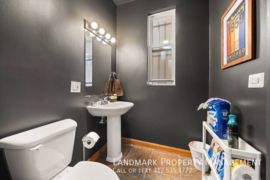 4758 S Champlain Ave property image