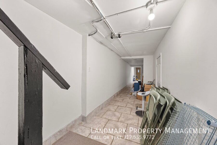 4758 S Champlain Ave property image
