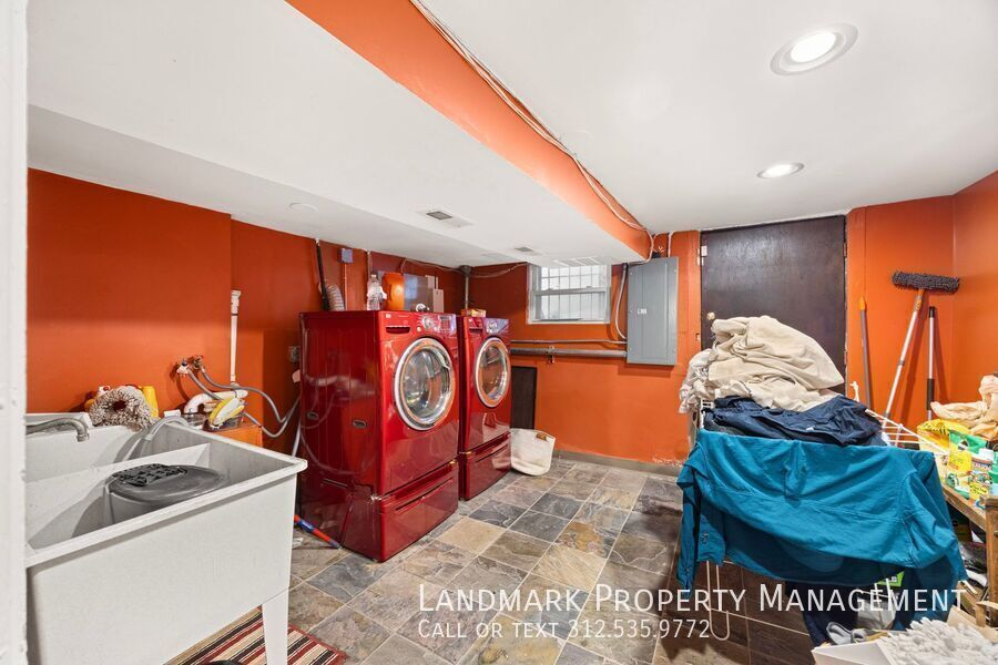 4758 S Champlain Ave property image