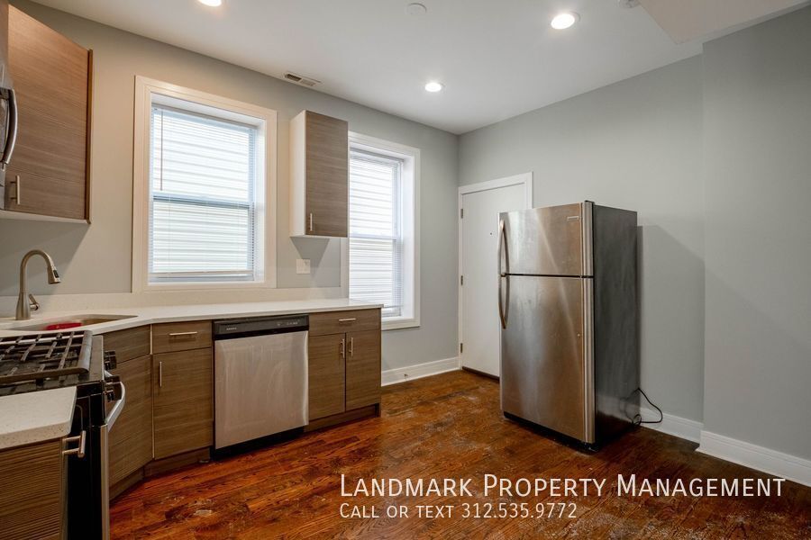 2353 W 18th Place Unit 2F property image