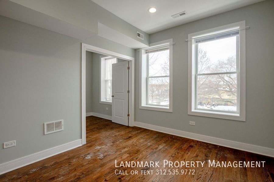 2353 W 18th Place Unit 2F property image