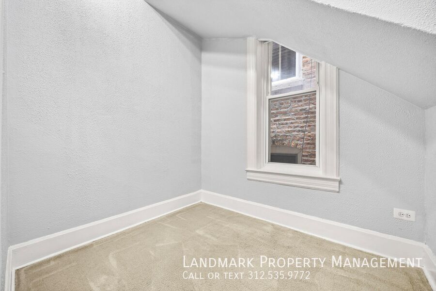 1124 N Wolcott Ave Unit 1 property image
