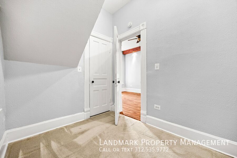 1124 N Wolcott Ave Unit 1 property image