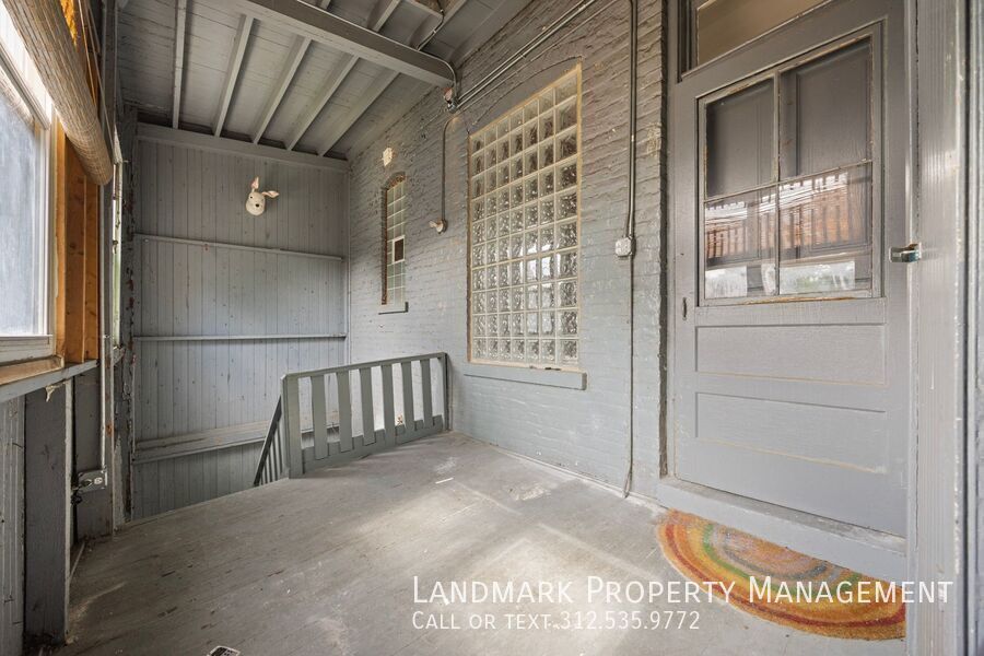 1124 N Wolcott Ave Unit 2 property image