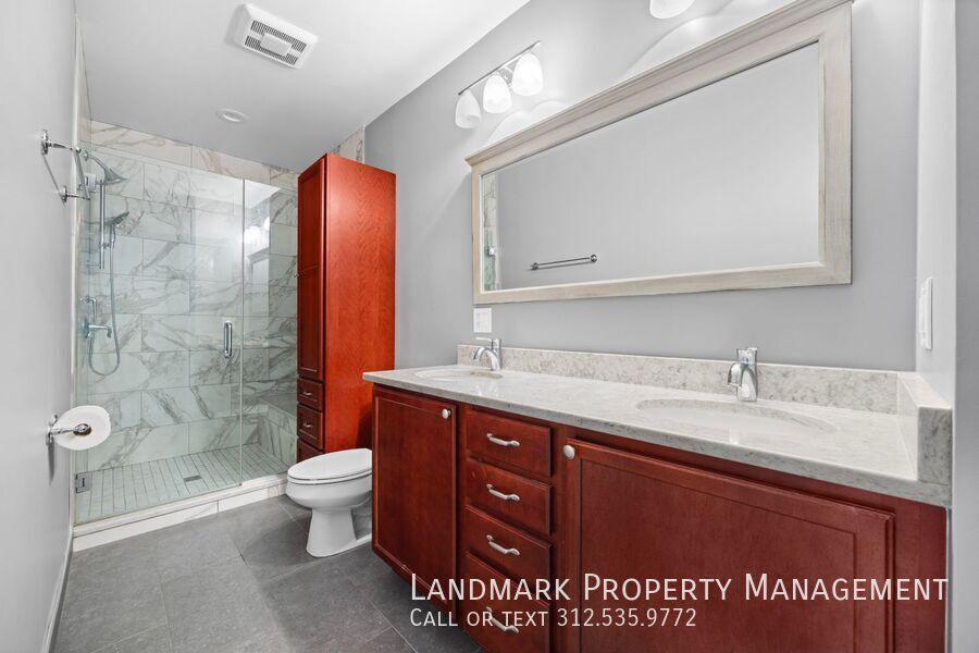 1152 West Roscoe Street Unit 2E property image