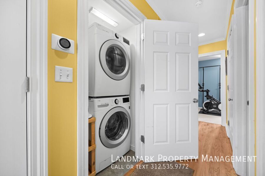 1152 West Roscoe Street Unit 2E property image