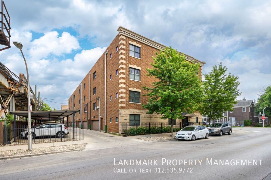 1152 West Roscoe Street Unit 2E property image