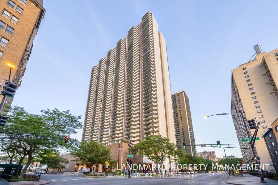 6033 N Sheridan Unit 35D property image