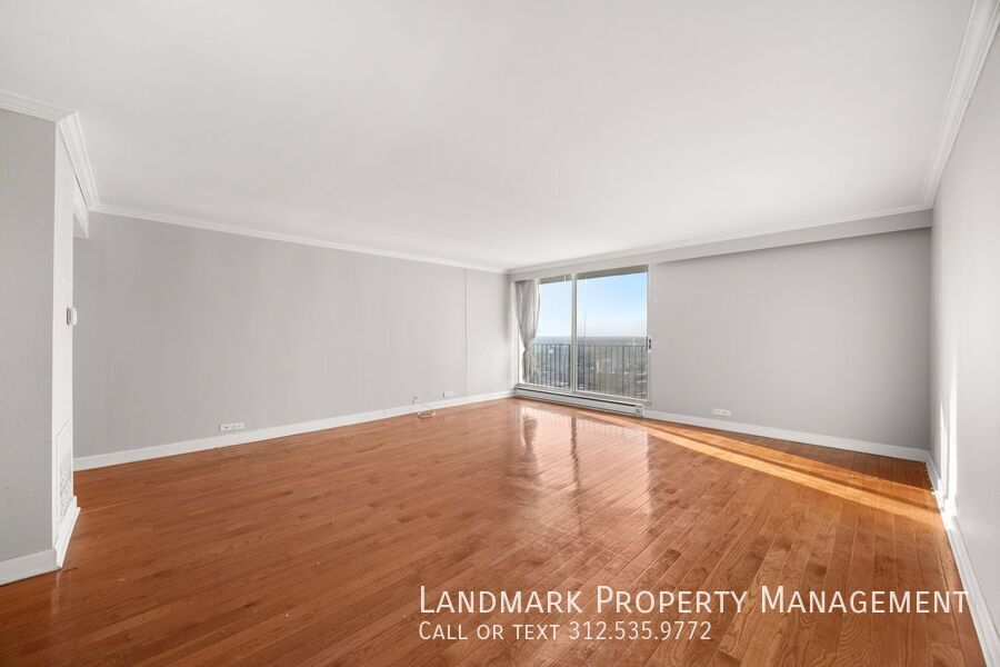 6033 N Sheridan Unit 35D property image