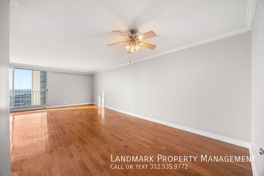 6033 N Sheridan Unit 35D property image