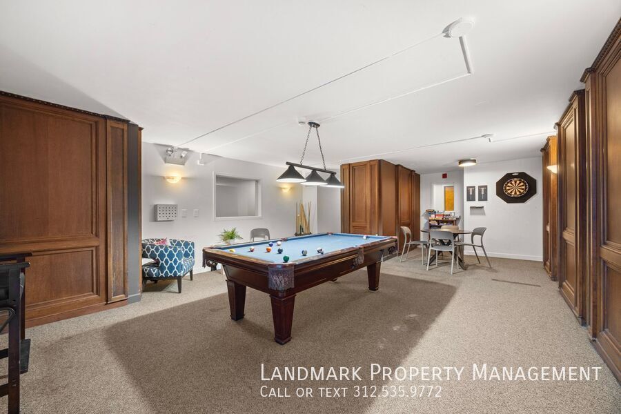 6033 N Sheridan Unit 35D property image