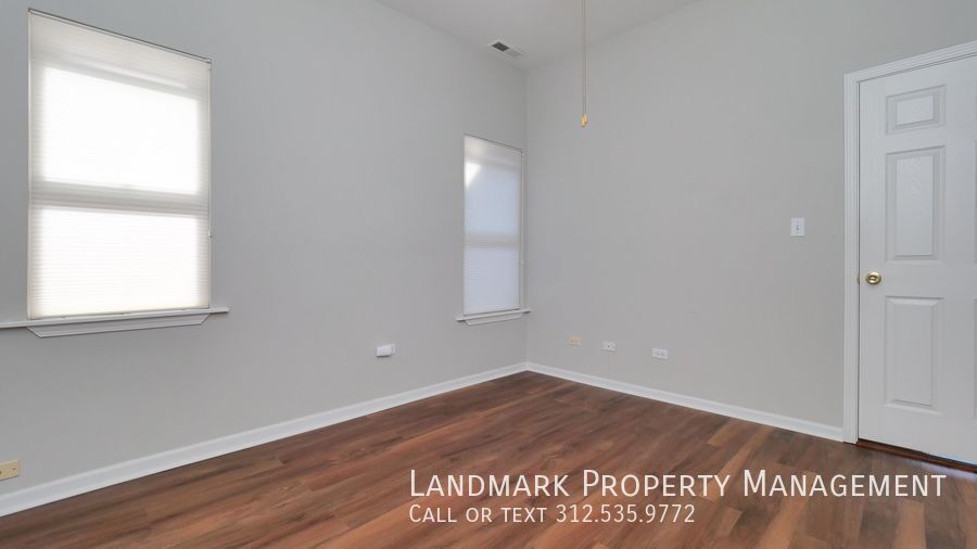 4537 S King Drive Unit 3 property image