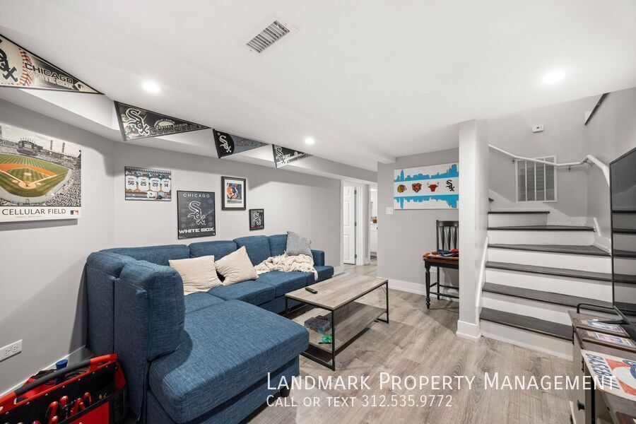 3521 N Western Ave Unit 1 property image
