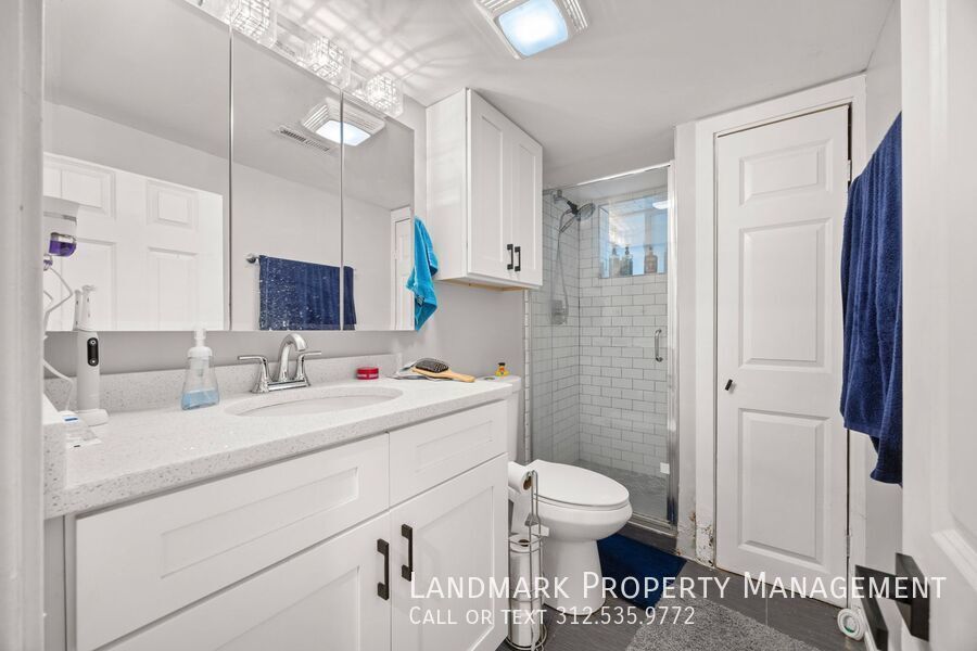 3521 N Western Ave Unit 1 property image