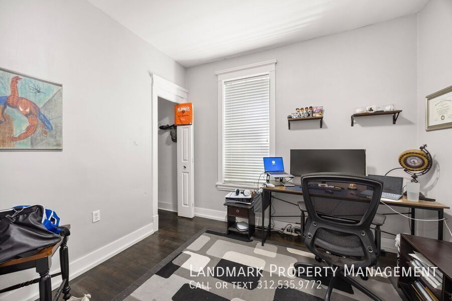 3521 N Western Ave Unit 1 property image