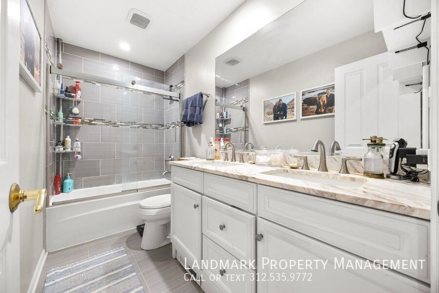 655 W Division St Unit A property image