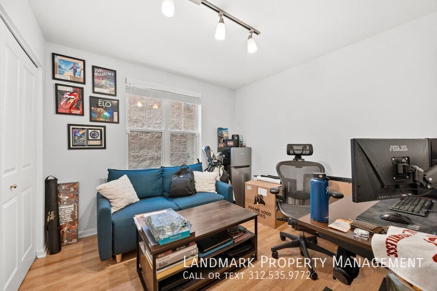 655 W Division St Unit A property image