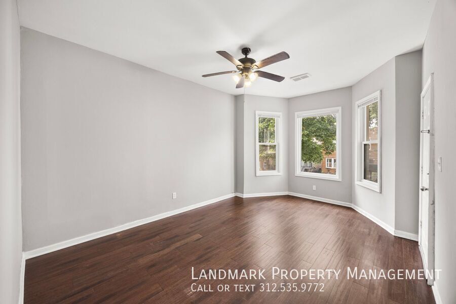2947 N Avers Ave Unit 2 property image