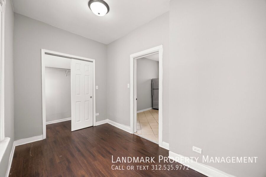 2947 N Avers Ave Unit 2 property image