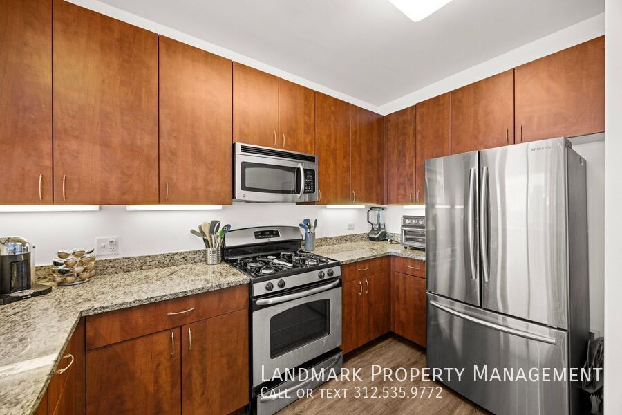 757 N Orleans St Unit 1910 property image