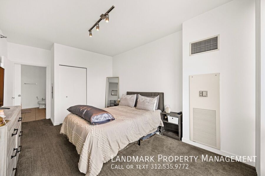 757 N Orleans St Unit 1910 property image