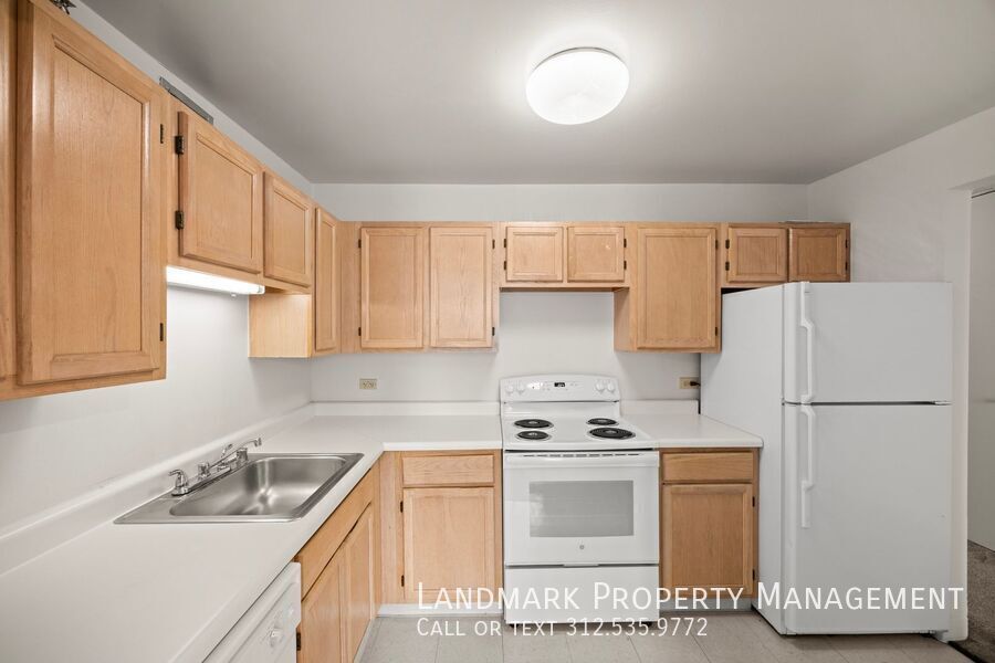 200 N Dearborn St Unit 3201 property image