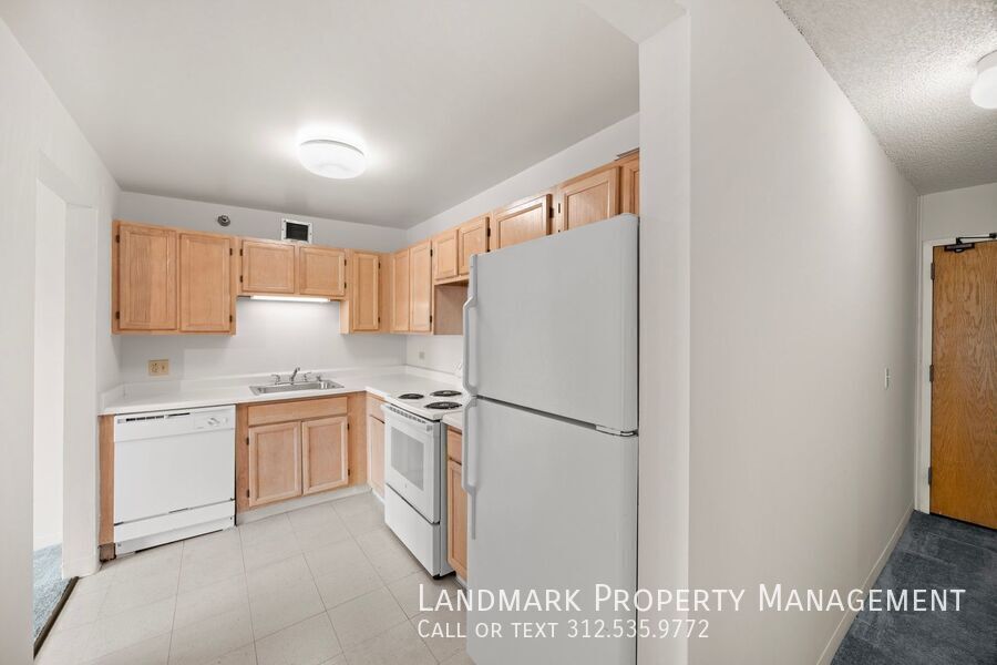200 N Dearborn St Unit 3201 property image