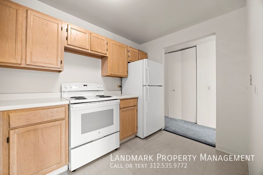 200 N Dearborn St Unit 3201 property image