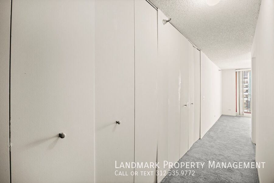 200 N Dearborn St Unit 3201 property image