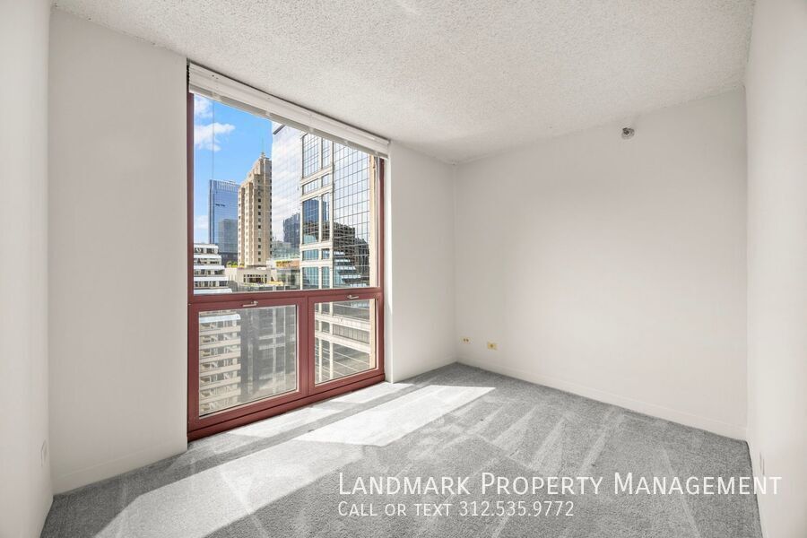 200 N Dearborn St Unit 3201 property image