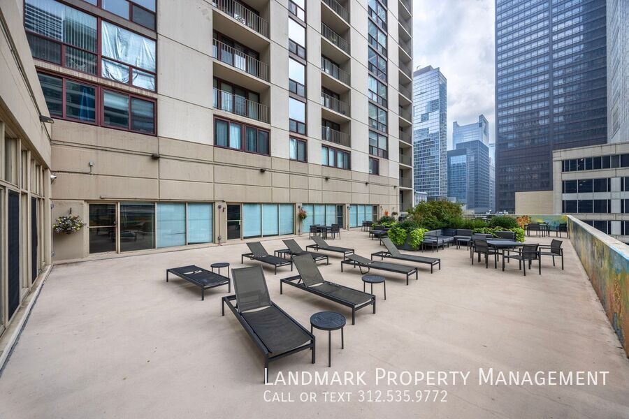 200 N Dearborn St Unit 3201 property image