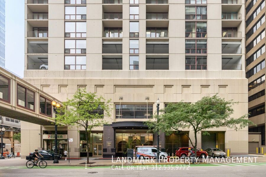 200 N Dearborn St Unit 3201 property image