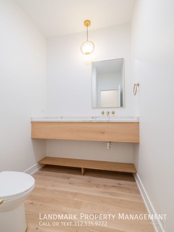 1726 W Cullerton St Unit 1 property image