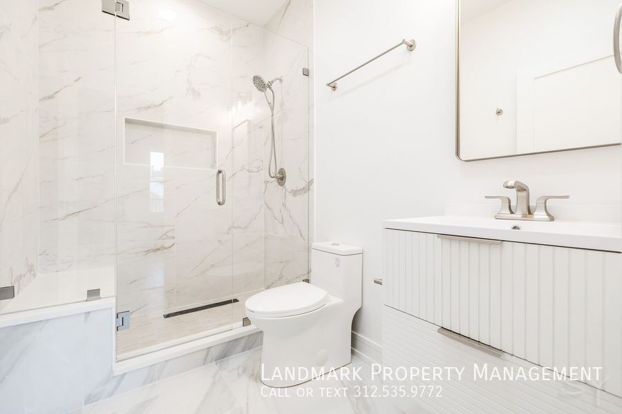 1726 W Cullerton St Unit 1 property image