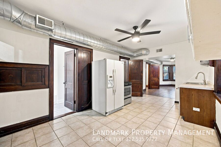2962 N Allen Ave Unit B property image