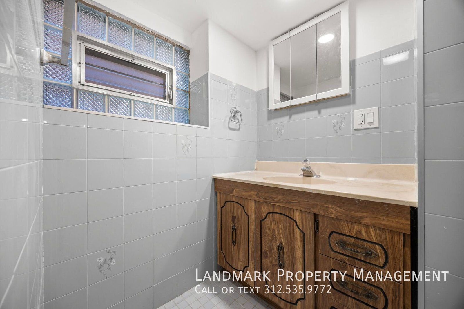 3030 N Normandy Ave property image