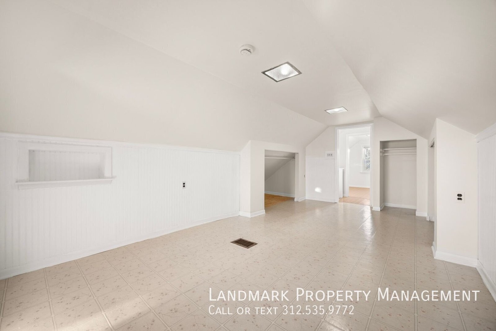 3030 N Normandy Ave property image