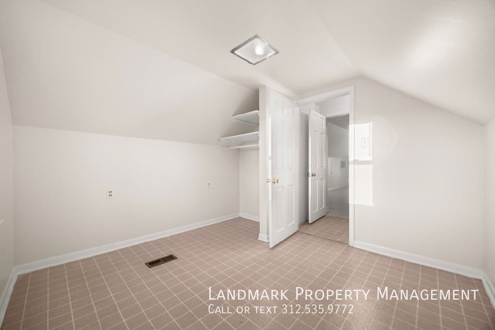3030 N Normandy Ave property image