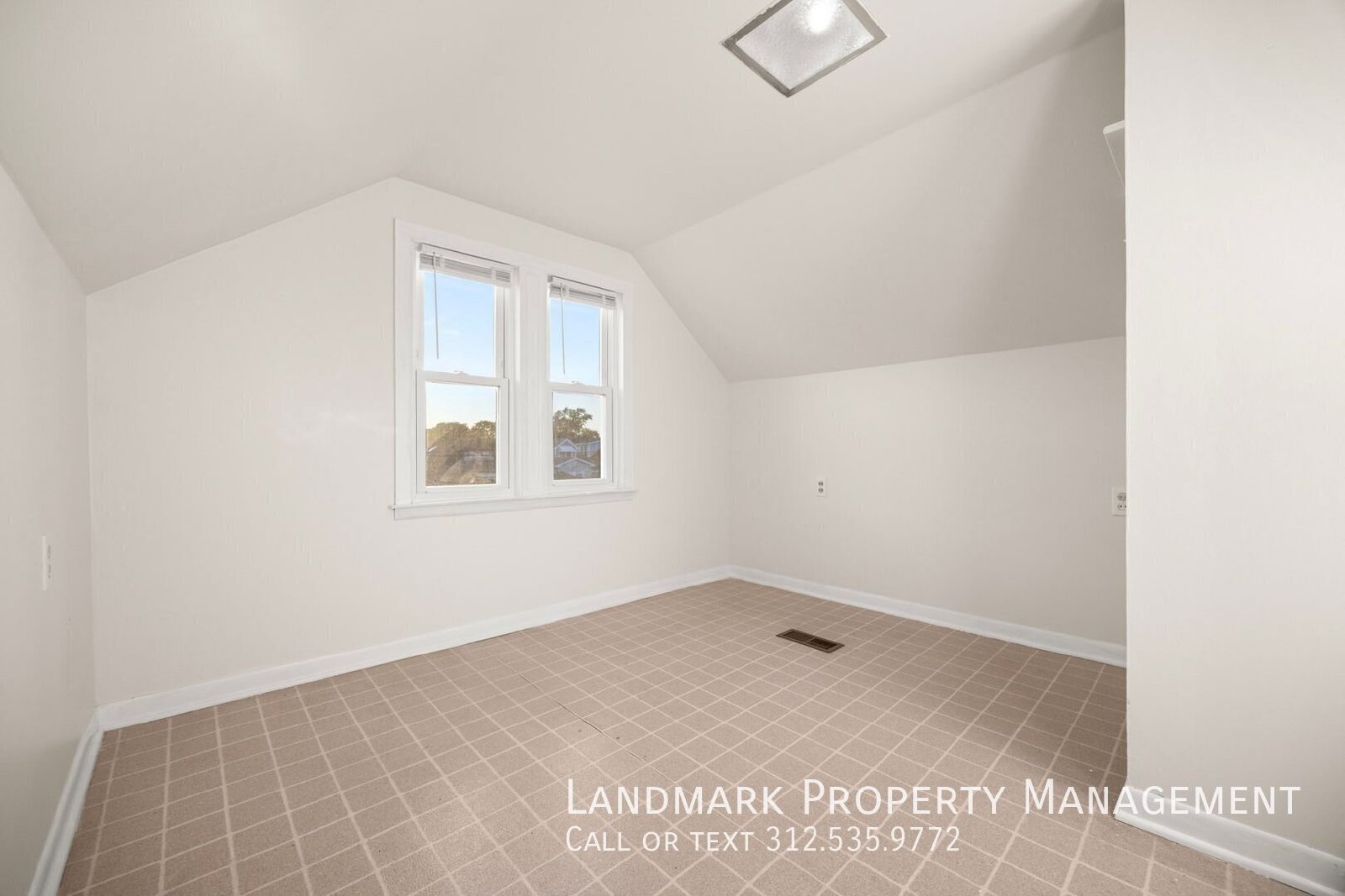 3030 N Normandy Ave property image