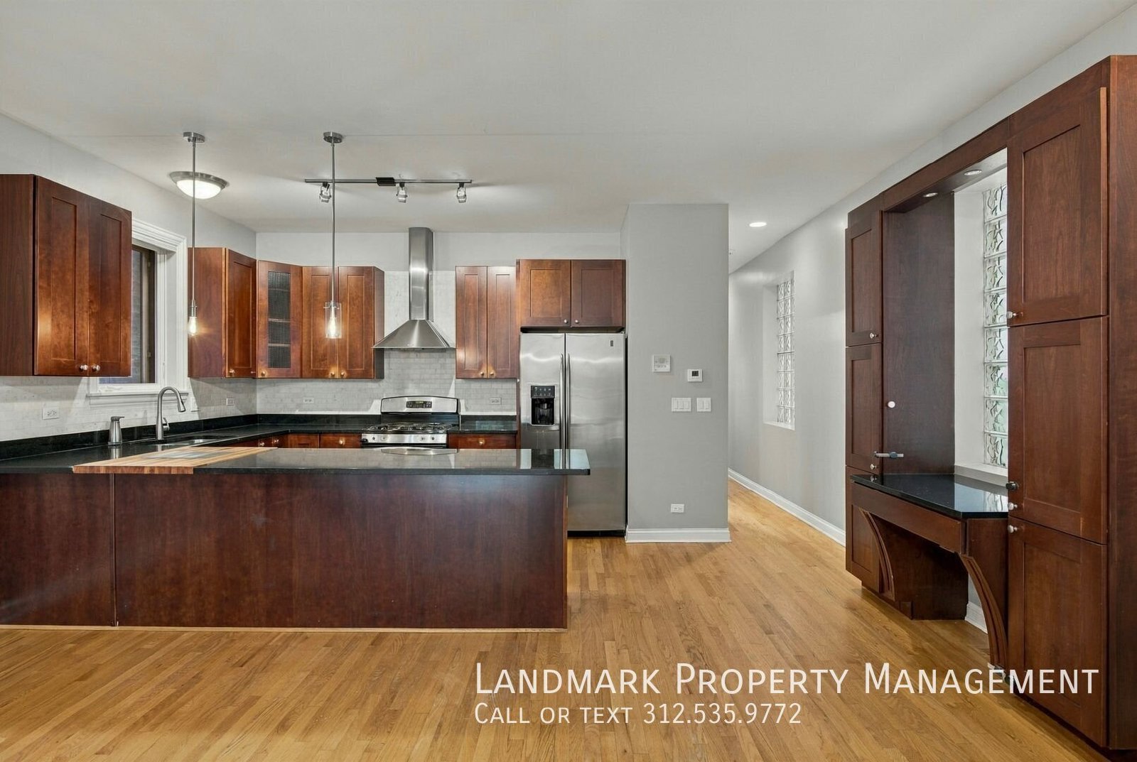 1024 N Hermitage Ave Unit 1 property image