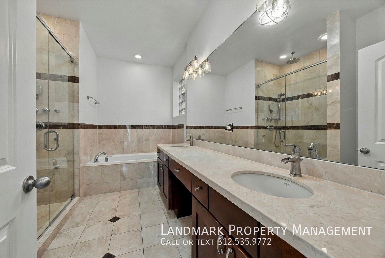 1024 N Hermitage Ave Unit 1 property image