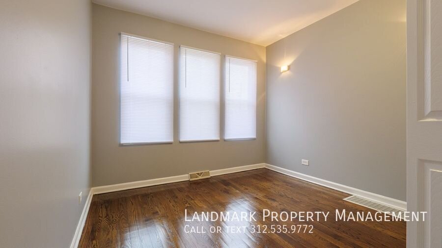 9521 S Yale Ave property image