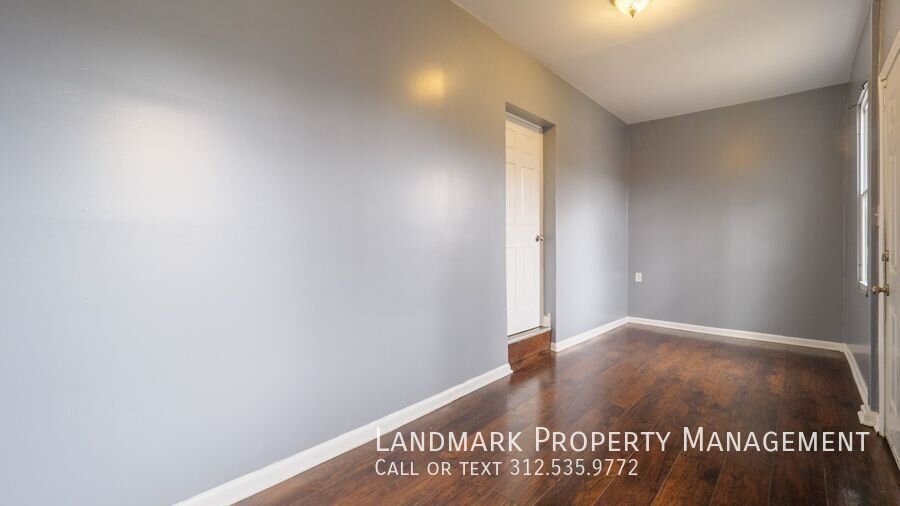 9521 S Yale Ave property image