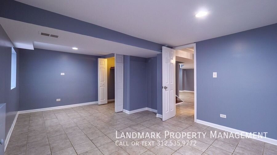 9521 S Yale Ave property image