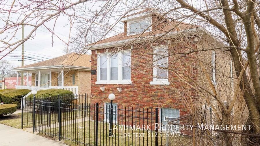 9521 S Yale Ave property image