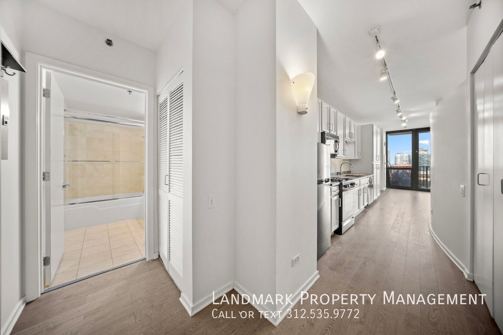 210 S Desplaines St Unit 903 property image