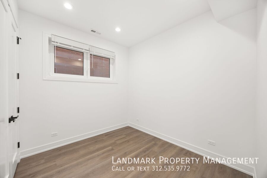 1545 N Artesian Ave Unit 3 property image