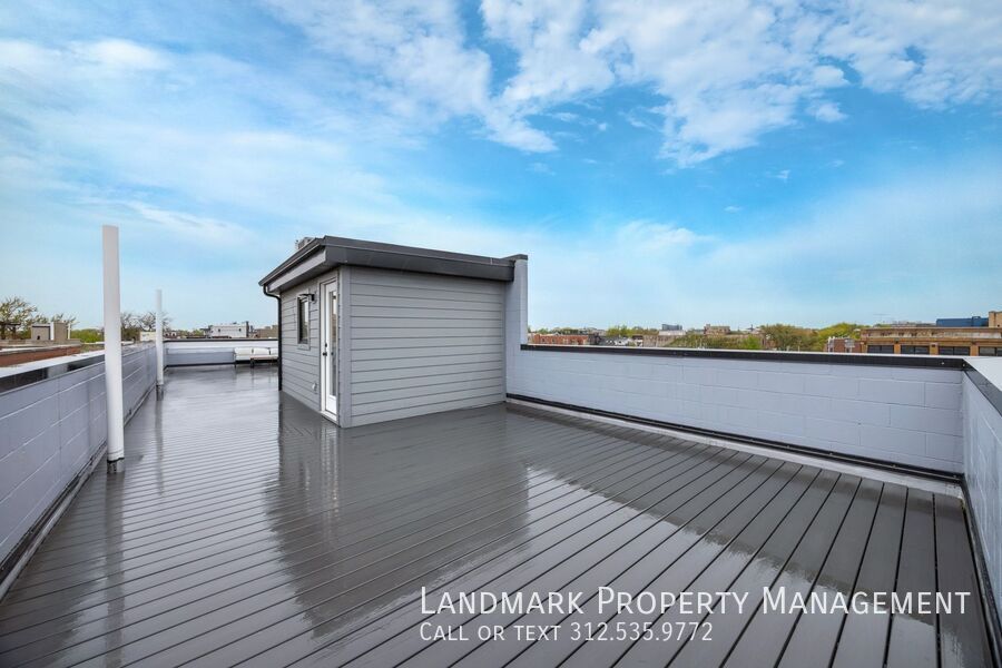 1545 N Artesian Ave Unit 3 property image